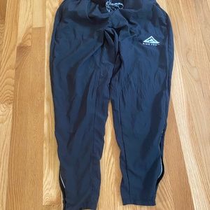 Nike trail men’s running pants